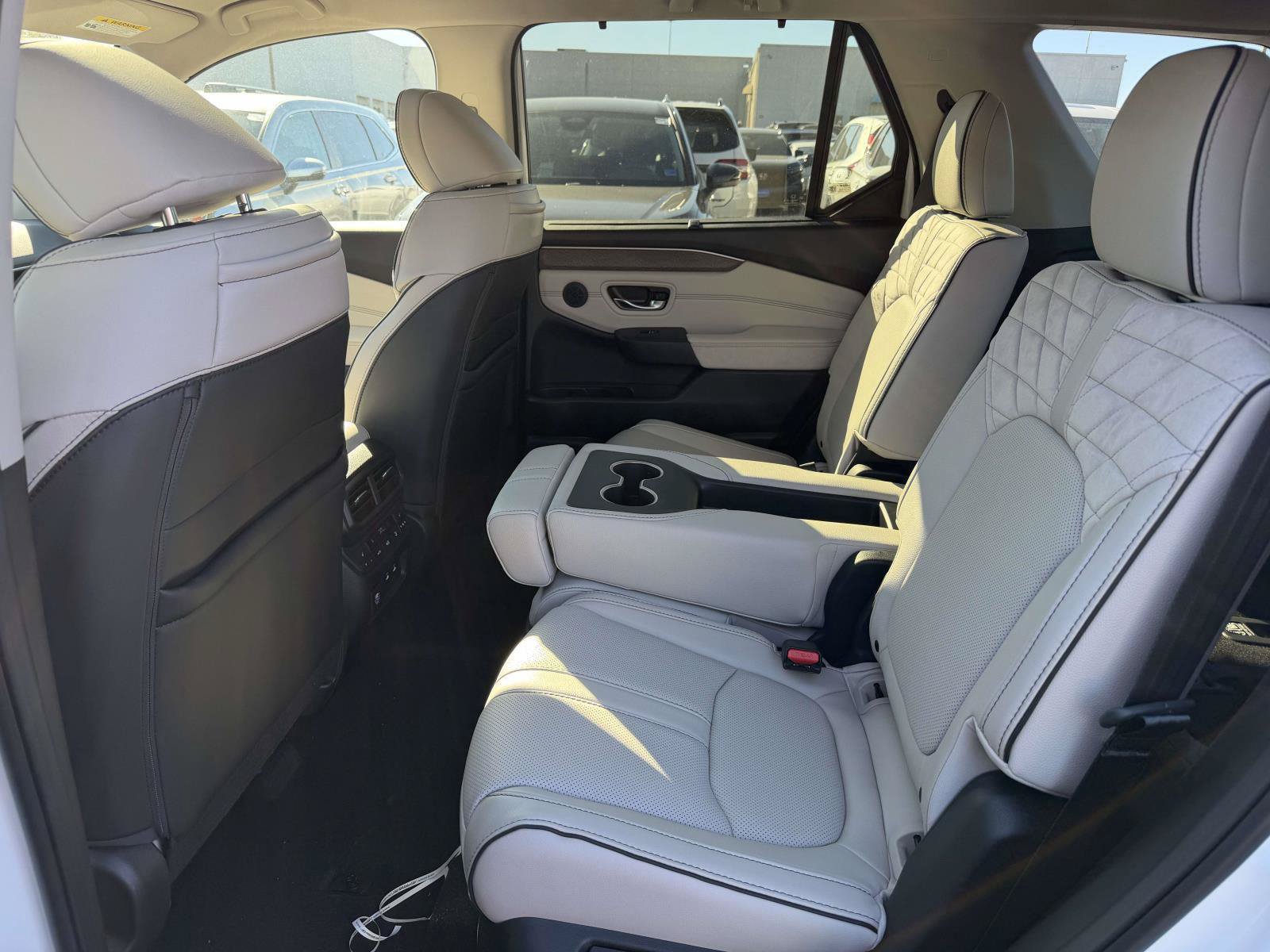New 2026 Honda Pilot Elite image 9