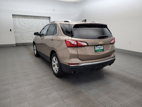 Used 2018 Chevrolet Equinox LT AWD/4WD image 5