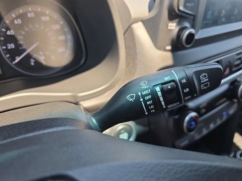 Used 2020 Hyundai Kona Limited FWD image 23