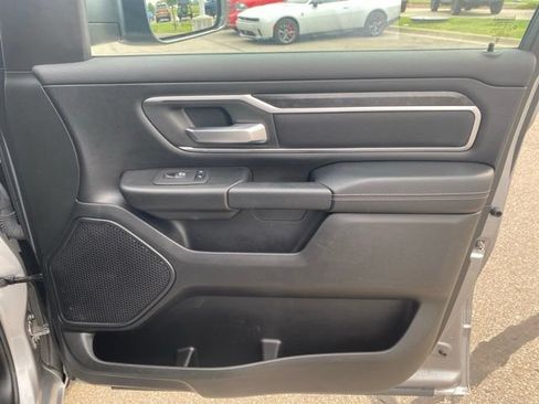 Used 2023 RAM 1500 Big Horn AWD/4WD image 34