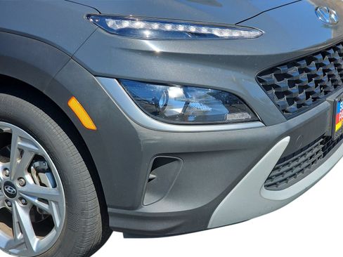 Used 2023 Hyundai Kona SEL FWD image 9