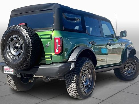 Used 2024 Ford Bronco Badlands image 12