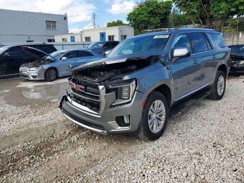 Used 2023 GMC Yukon SLT w/ SLT Premium Package RWD image 4
