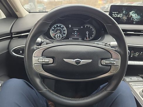Used 2025 Genesis GV70 2.5T image 16
