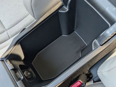 Used 2025 Honda Accord LX image 35