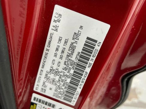 Used 2020 Toyota Tacoma TRD Off-Road image 27