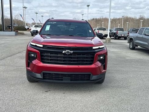 New 2026 Chevrolet Traverse LT w/ Midnight/Sport Edition FWD image 9