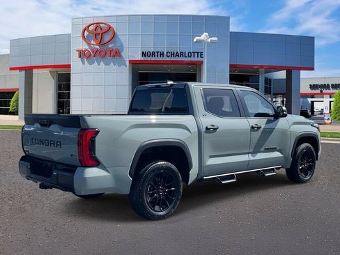 Used 2025 Toyota Tundra SR5 w/ SR5 Convenience Package AWD/4WD image 8