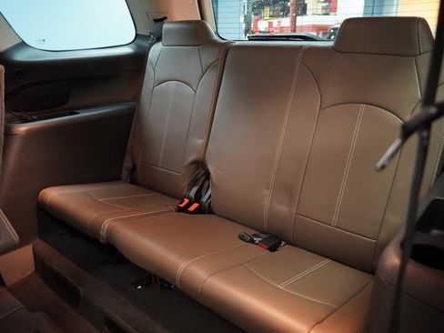 Used 2017 GMC Acadia Limited SLT image 23