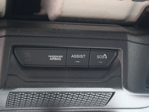 Used 2024 Jeep Wrangler Unlimited Sahara AWD/4WD image 31