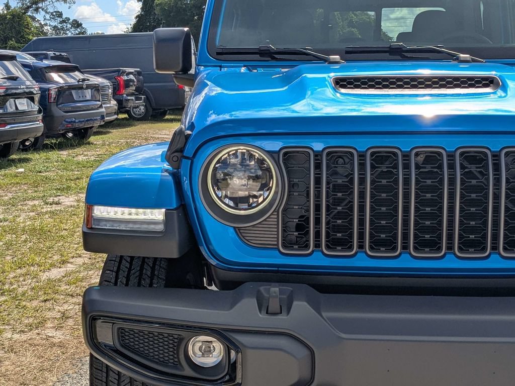 New 2026 Jeep Gladiator Sport AWD/4WD image 10