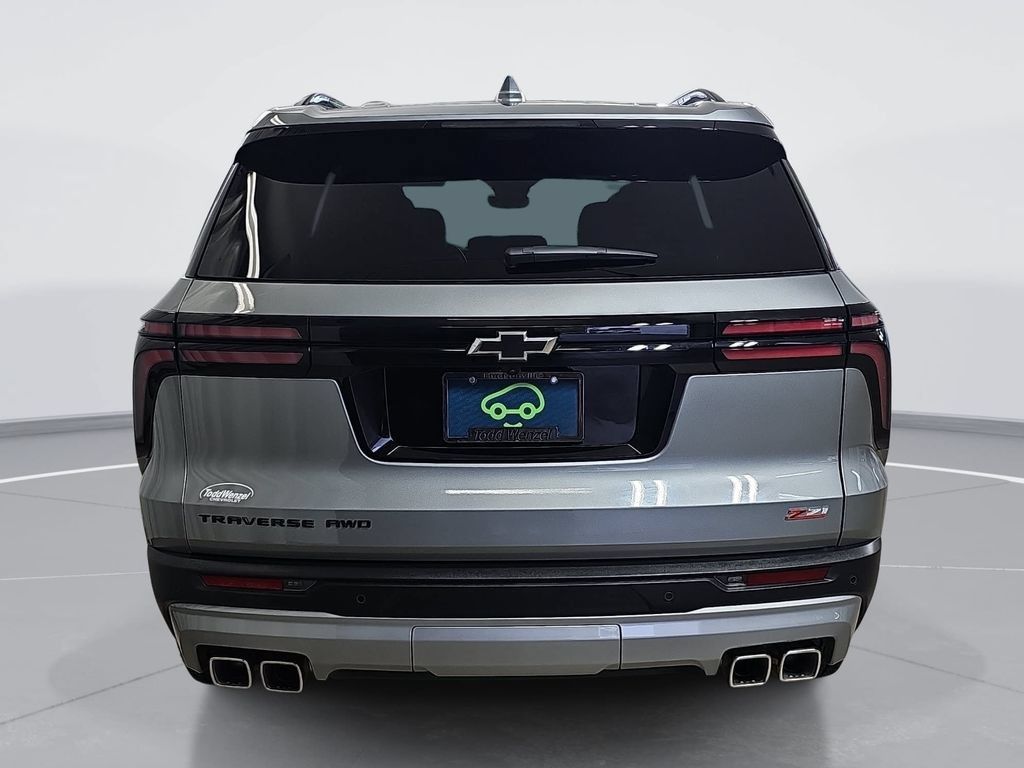 Certified 2026 Chevrolet Traverse Z71 w/ Enhanced Driving Package AWD/4WD image 5