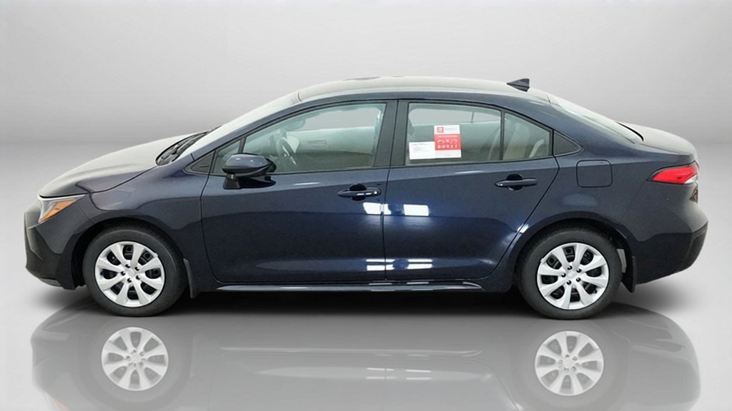 New 2026 Toyota Corolla LE FWD image 2