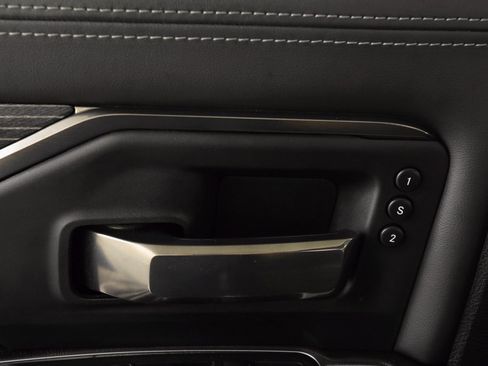 Used 2019 RAM 2500 Limited image 21