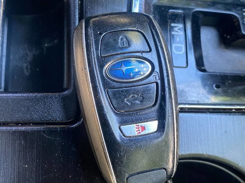 Used 2019 Subaru Outback 2.5i Limited AWD/4WD image 19