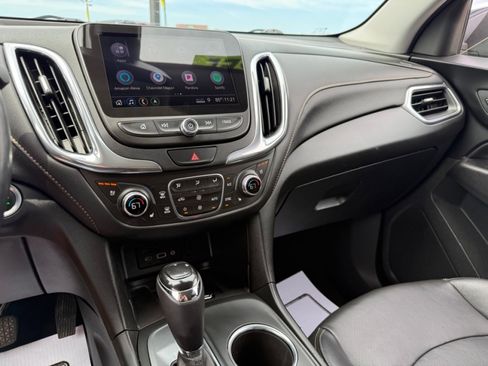 Used 2019 Chevrolet Equinox Premier FWD image 11