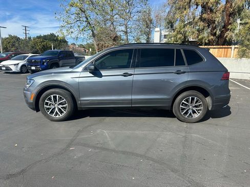 Used 2021 Volkswagen Tiguan S image 2