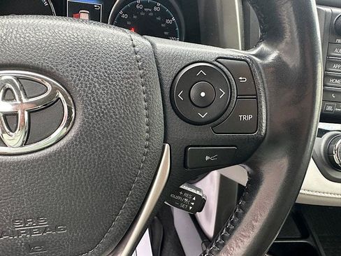 Used 2018 Toyota RAV4 Limited w/ Advanced Technology Package AWD/4WD image 21