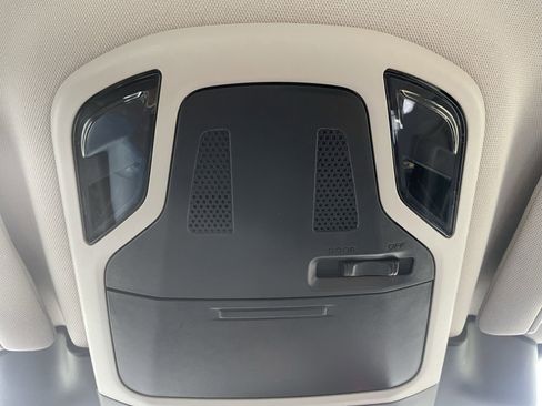 Certified 2025 Subaru Outback image 28