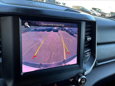 Used 2019 RAM 1500 Big Horn image 10