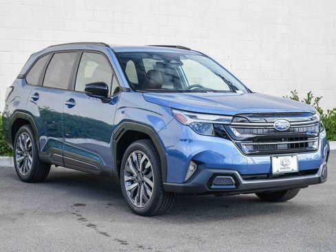 New 2025 Subaru Forester Touring image 3