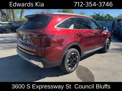 New 2025 Kia Sorento S AWD/4WD image 2