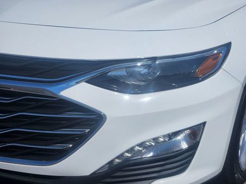 Used 2024 Chevrolet Malibu LT FWD image 7