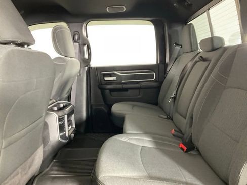 Used 2021 RAM 2500 Big Horn w/ Level 2 Equipment Group AWD/4WD image 33