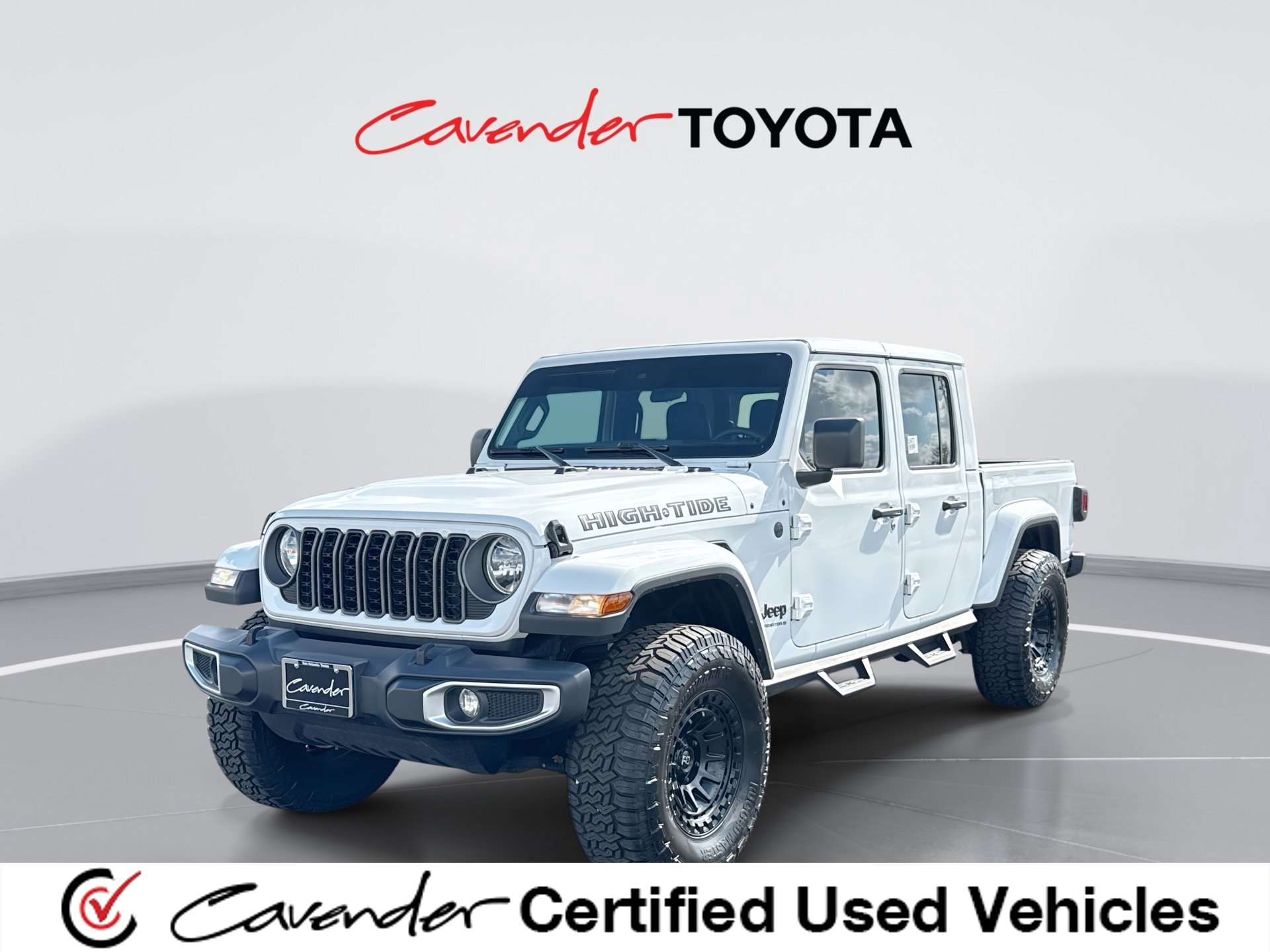 Used 2025 Jeep Gladiator Sport AWD/4WD image 1