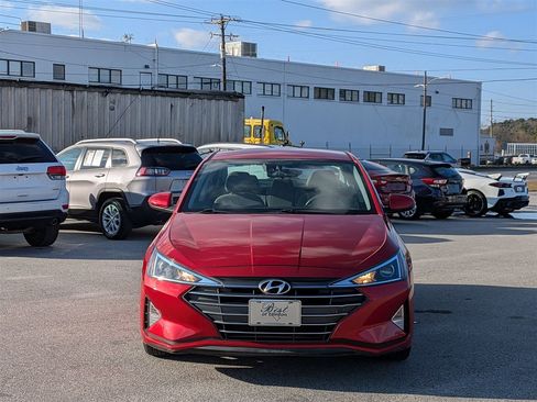 Used 2020 Hyundai Elantra SEL image 8