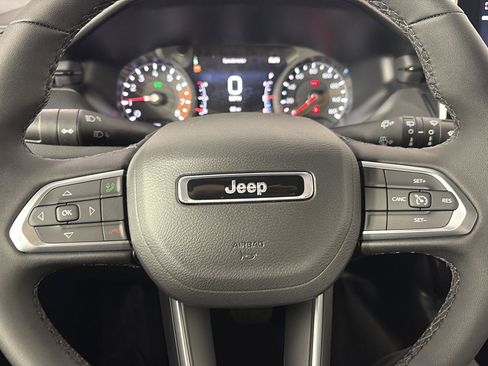 New 2026 Jeep Compass Latitude AWD/4WD image 13