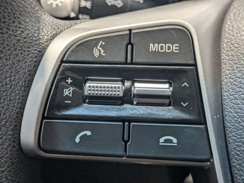 Used 2019 Kia Sorento FWD image 32