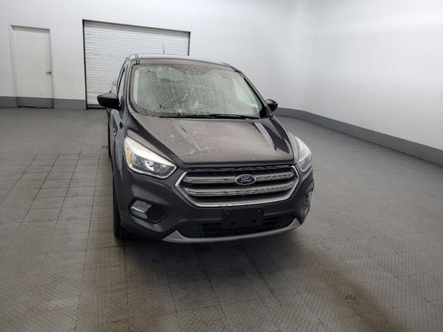 Used 2017 Ford Escape SE AWD/4WD image 14