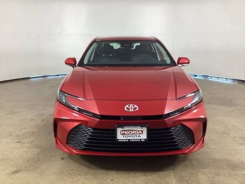 Used 2025 Toyota Camry LE w/ Convenience Package FWD image 2