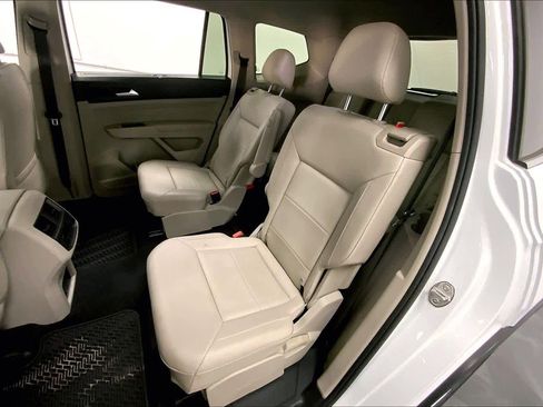 Used 2021 Volkswagen Atlas SE w/ Panoramic Sunroof Package image 18