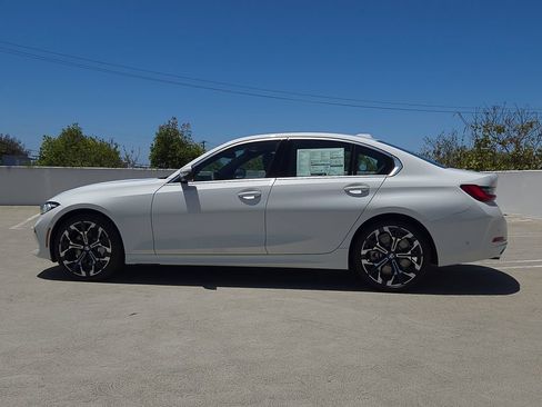 New 2026 BMW 330i Sedan w/ Convenience Package RWD image 7