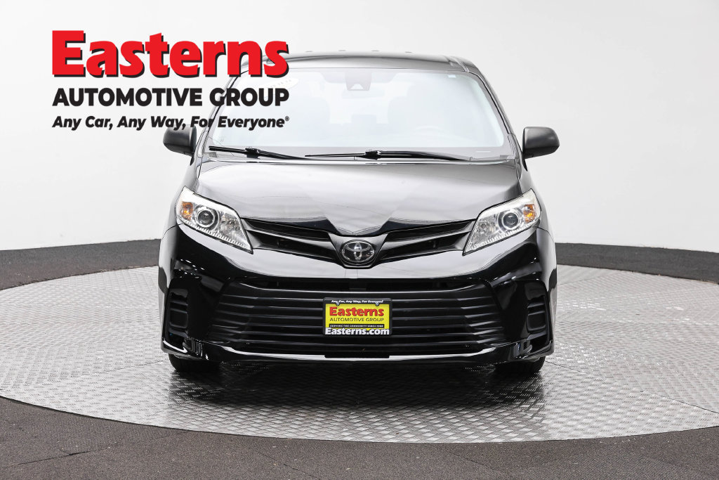Used 2020 Toyota Sienna L FWD image 3