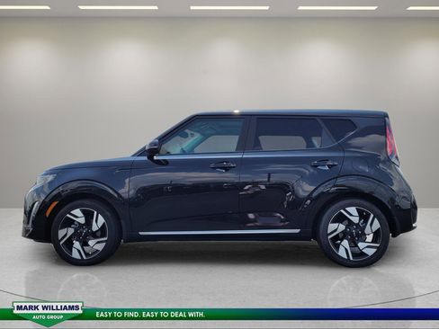Used 2025 Kia Soul GT-Line w/ GT-Line Technology Package FWD image 7