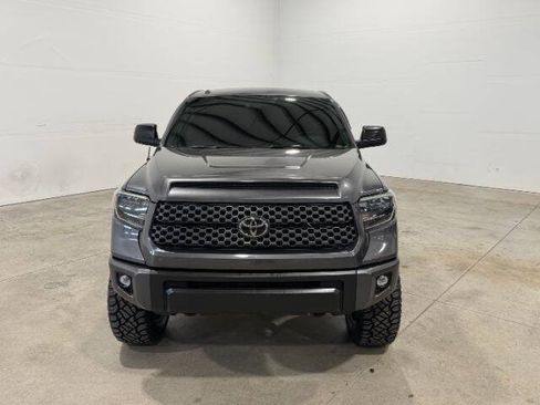 Used 2019 Toyota Tundra SR5 AWD/4WD image 4