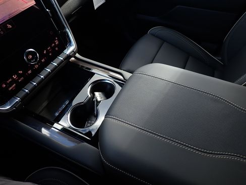 New 2026 GMC Yukon Elevation image 26