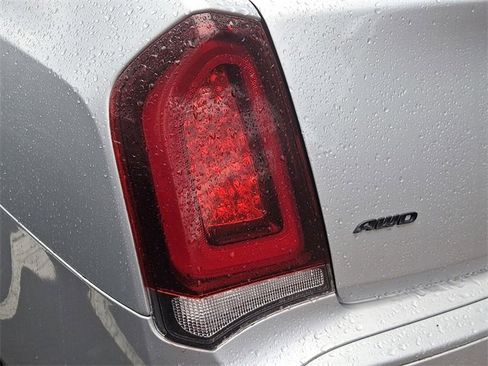 Used 2023 Chrysler 300 Touring L w/ Popular Equipment Group image 7