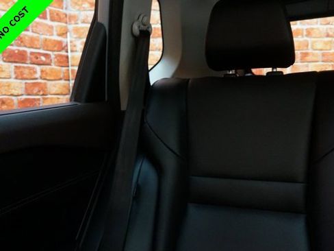 Used 2022 Nissan Rogue SV w/ SV Premium Package image 56