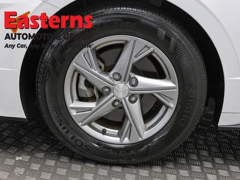 Used 2023 Hyundai Sonata SE FWD image 32