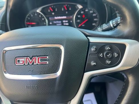 Used 2022 GMC Terrain SLT w/ Tech Package AWD/4WD image 28