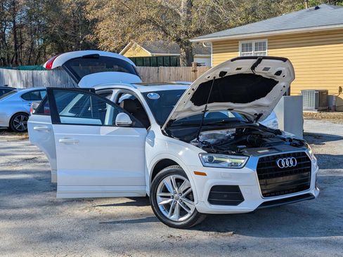 Used 2017 Audi Q3 2.0T Premium w/ Convenience Package FWD image 10