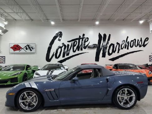 Used 2012 Chevrolet Corvette Grand Sport w/ 3LT Preferred Equipment Group RWD image 2