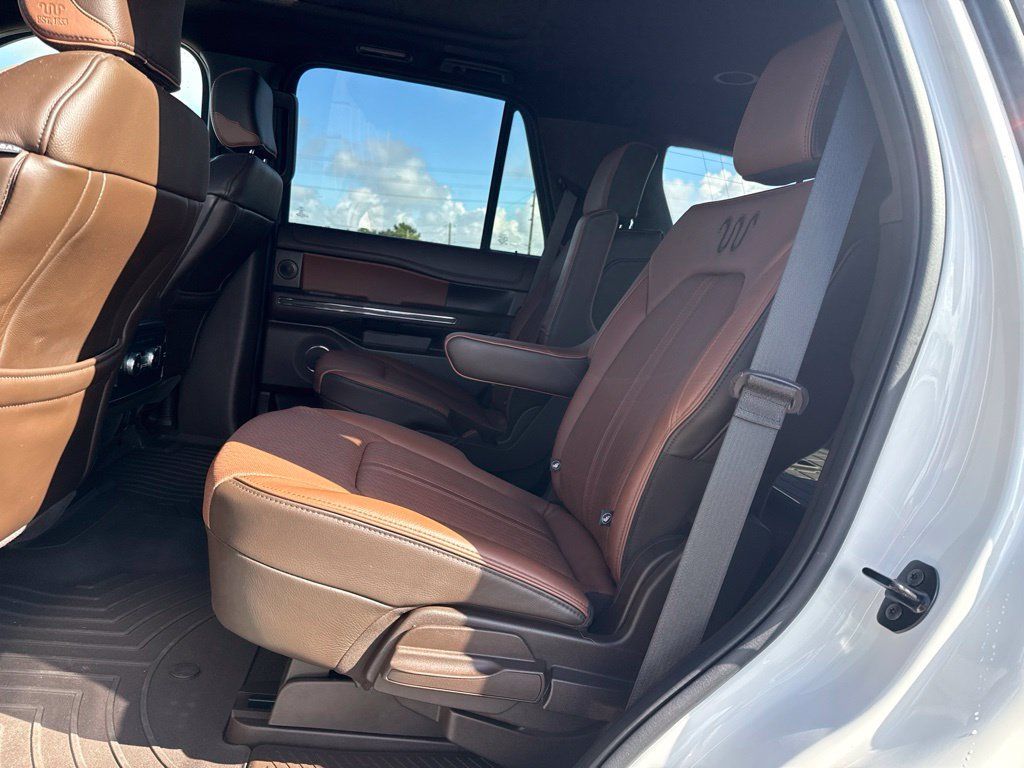Used 2022 Ford Expedition King Ranch RWD image 9