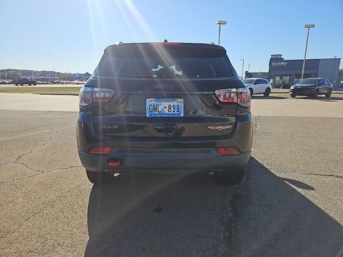 Used 2020 Jeep Compass Trailhawk AWD/4WD image 7