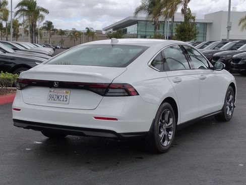 Used 2023 Honda Accord EX image 10