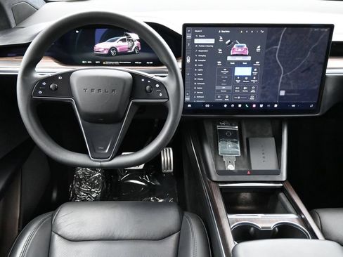Used 2024 Tesla Model X AWD/4WD image 5
